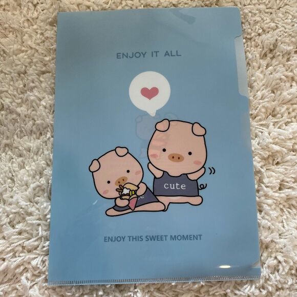 Cute Enjoy This Sweet Moment Animal Print Protective Folder. Sealed on 2 Sides. - Picture 1 of 11